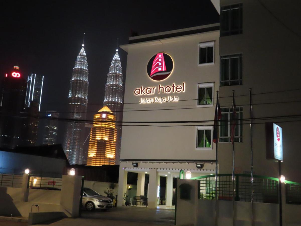 Akar Kampung Baru Hotel 3*